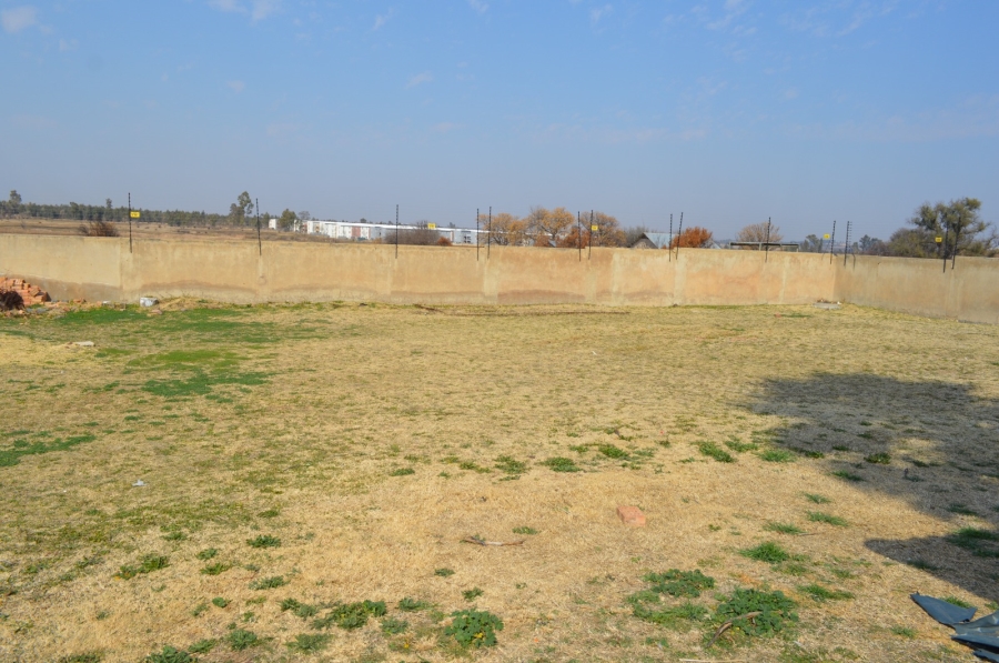 Commercial Property for Sale in Flamwood North West